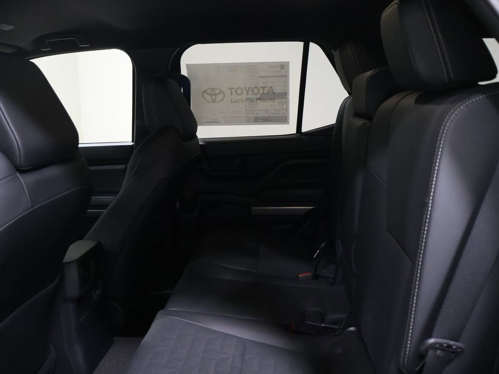 New 2026 Toyota 4Runner TRD Off-Road Premium AWD/4WD image 12