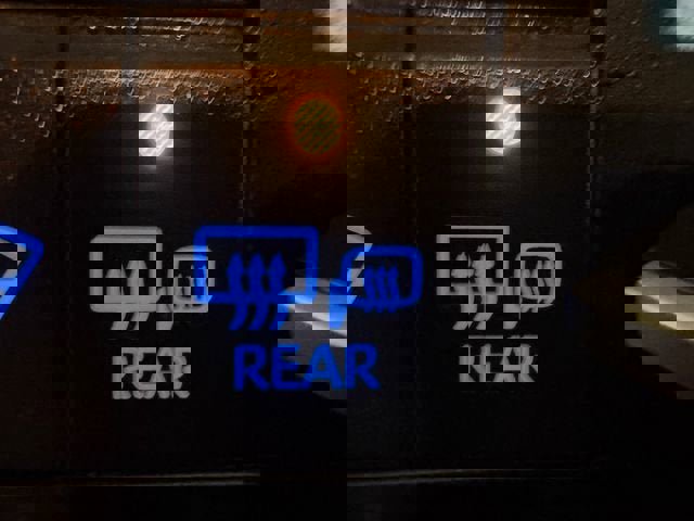 Used 2020 Toyota Highlander XLE image 13