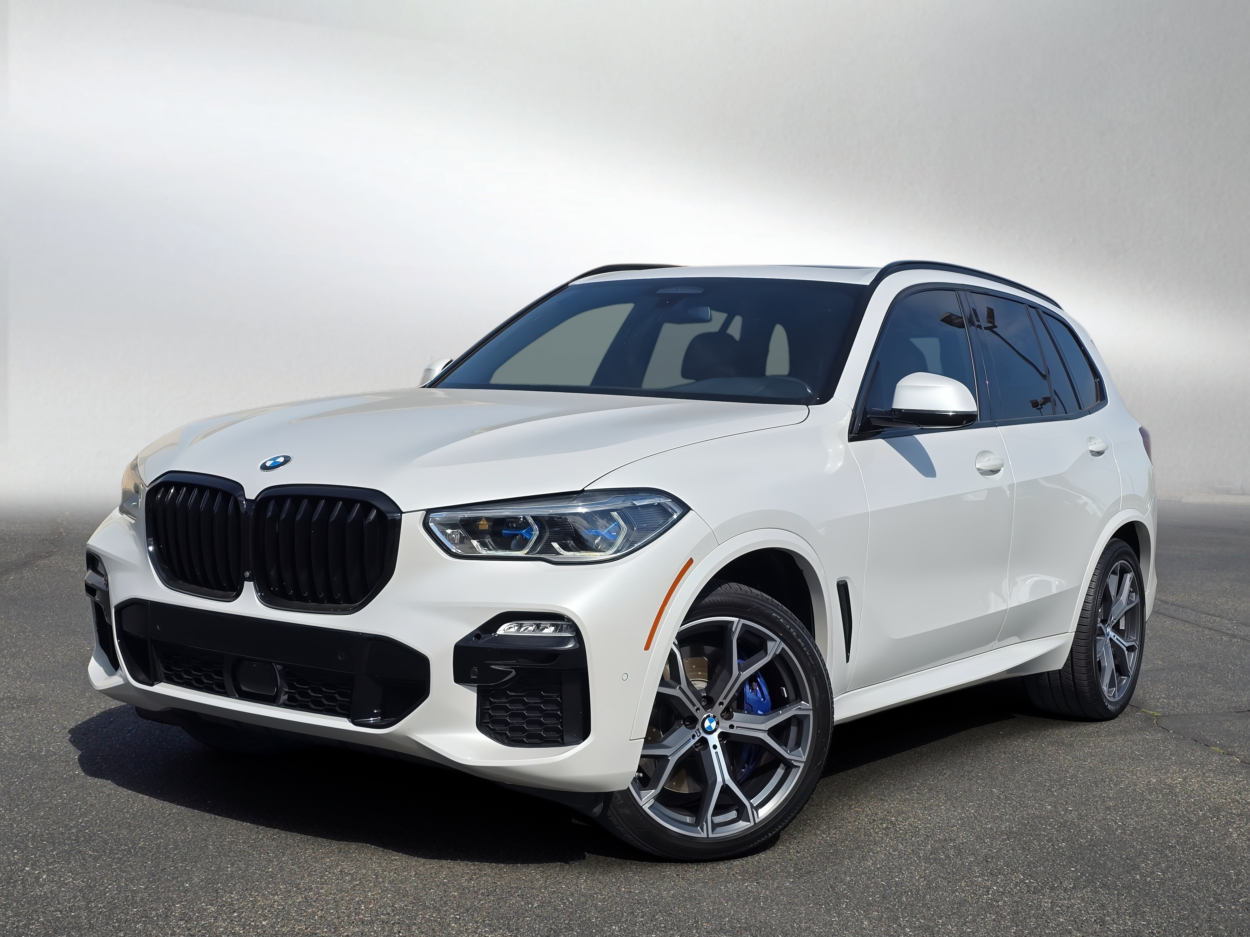 Used 2019 BMW X5 xDrive40i w/ M Sport Package