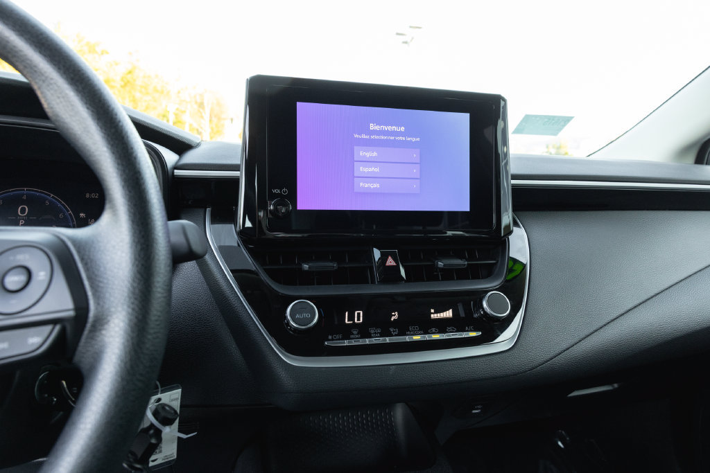 Used 2026 Toyota Corolla LE FWD image 17