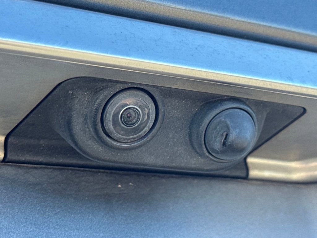 Used 2020 Land Rover Range Rover HSE image 23