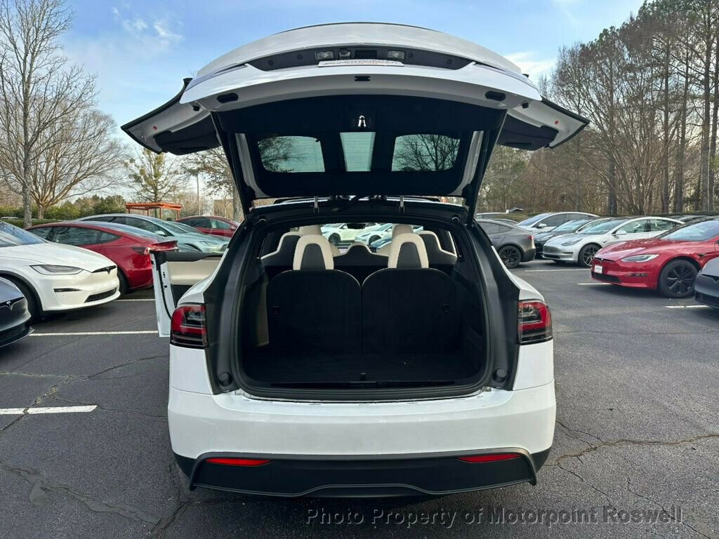 Used 2024 Tesla Model X image 24