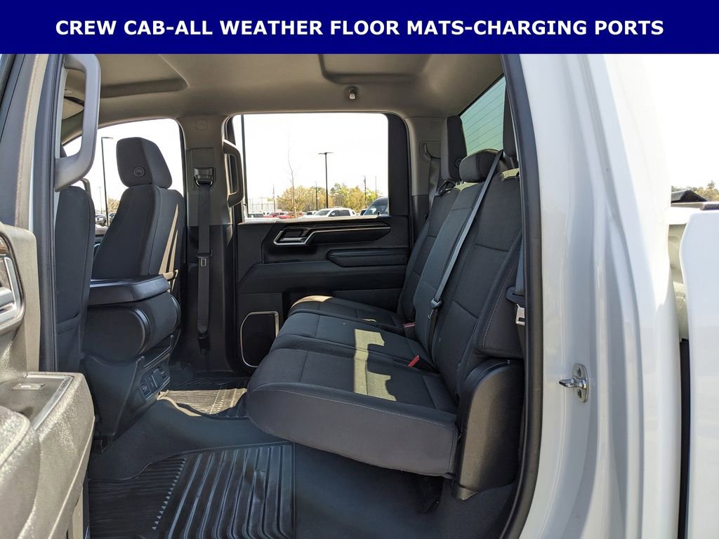 Used 2025 Chevrolet Silverado 2500 LT w/ Convenience Package image 17