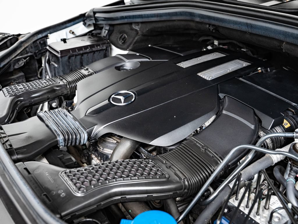 Used 2016 Mercedes-Benz GL 450 4MATIC image 50