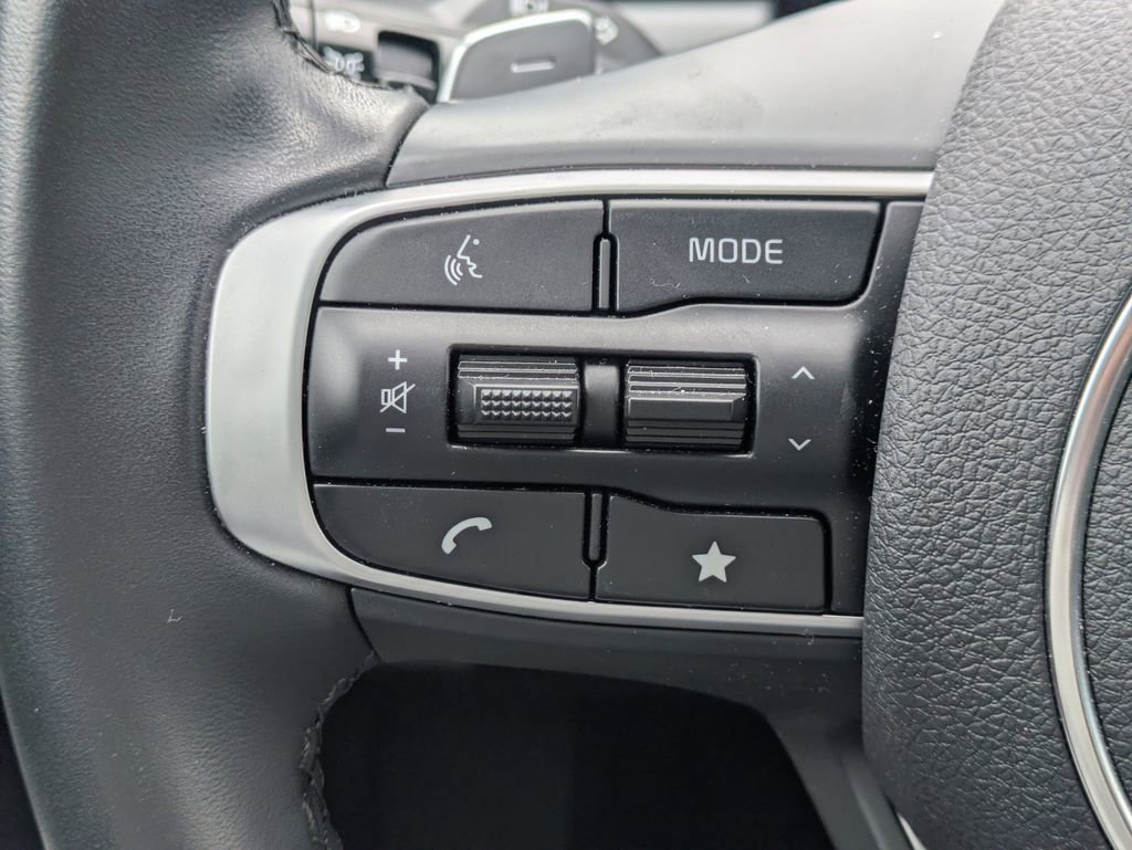 Used 2025 Kia K5 GT FWD image 28