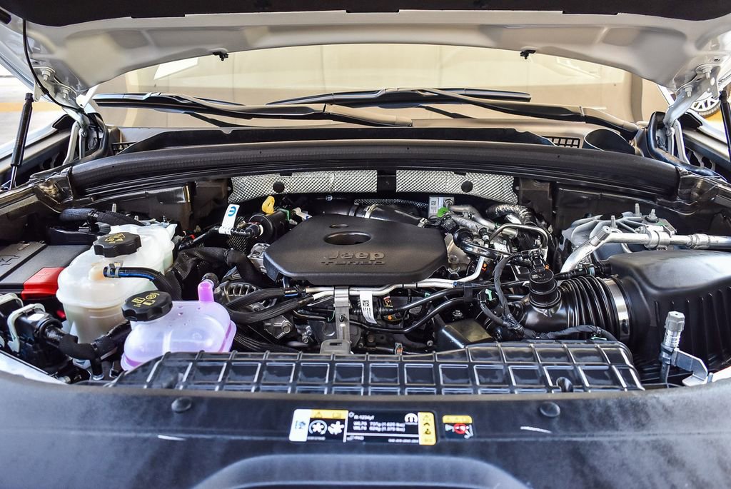 New 2026 Jeep Grand Cherokee Altitude image 27