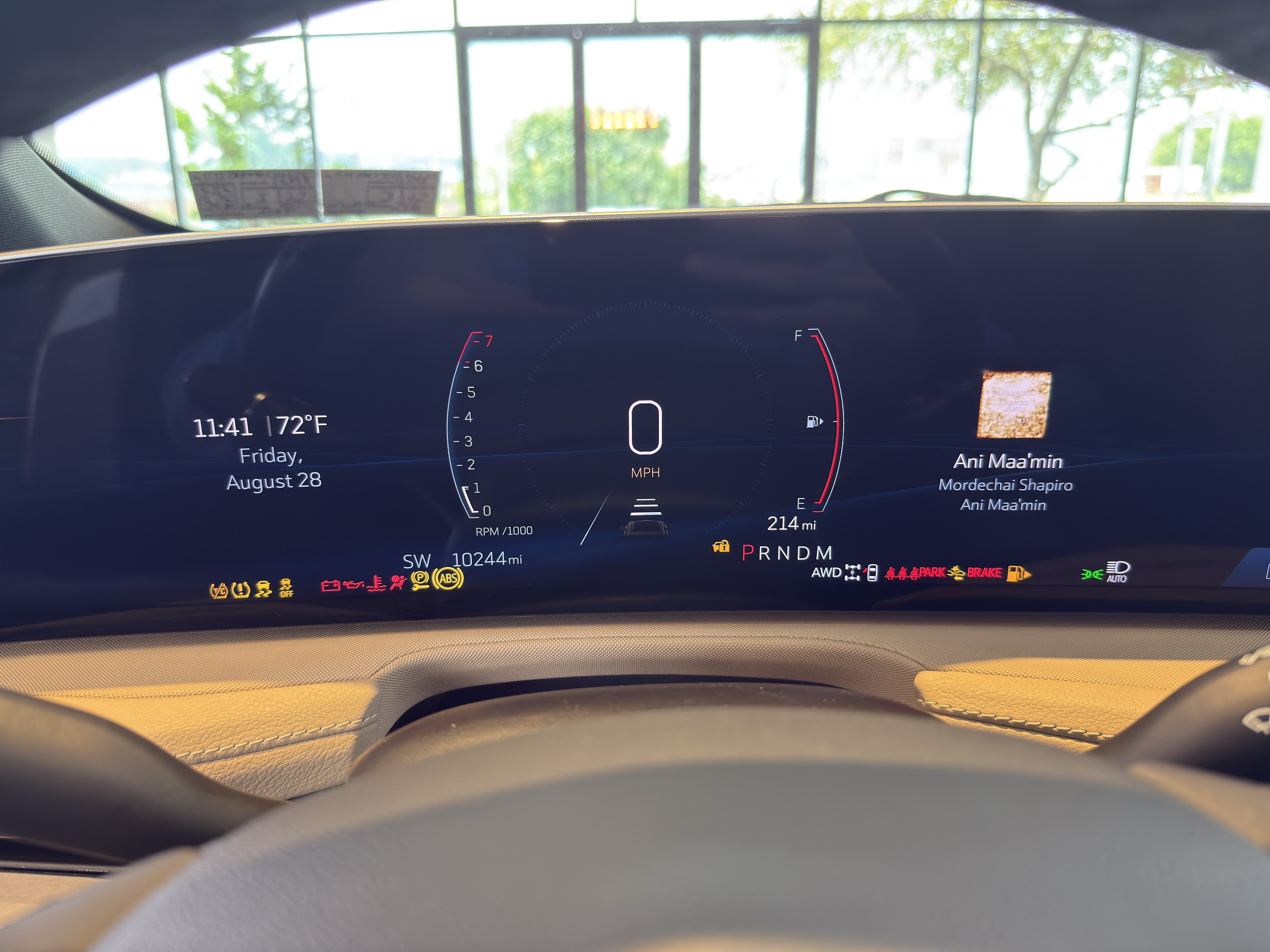 Certified 2024 Cadillac XT4 Luxury w/ Cold Weather Package AWD/4WD image 10