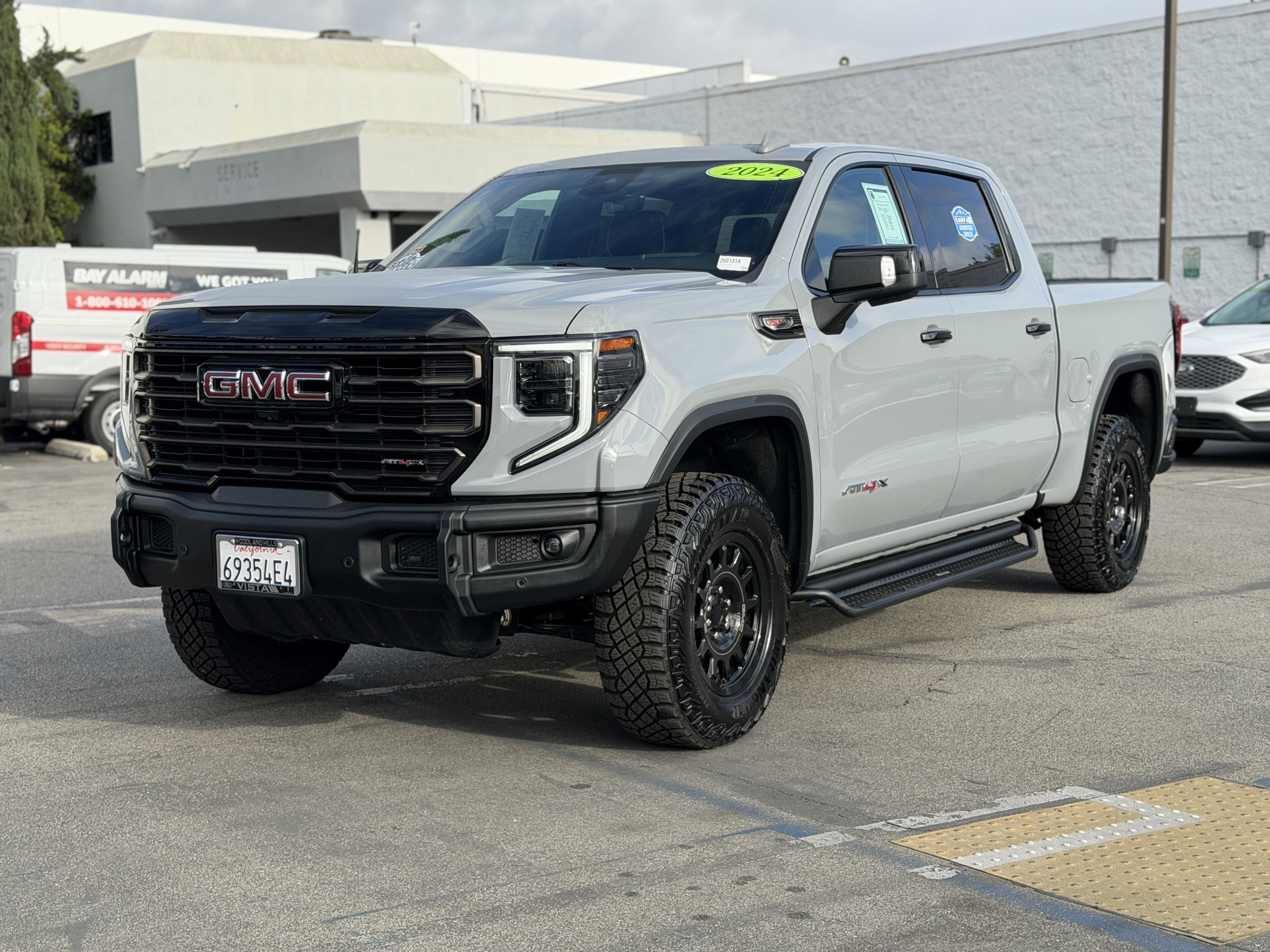 Used 2024 GMC Sierra 1500 AT4X w/ AT4X AEV Edition AWD/4WD image 3