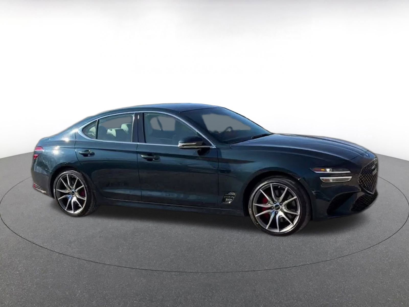 Used 2025 Genesis G70 2.5T image 2