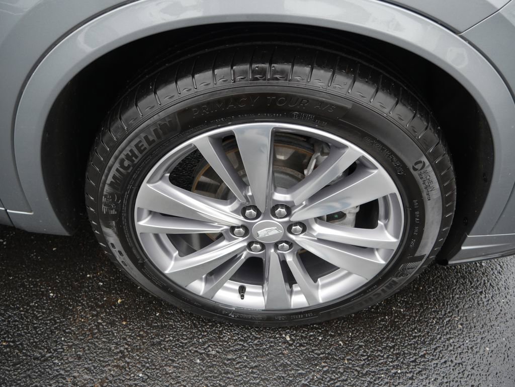 Used 2024 Cadillac XT6 Premium Luxury w/ Technology Package image 17