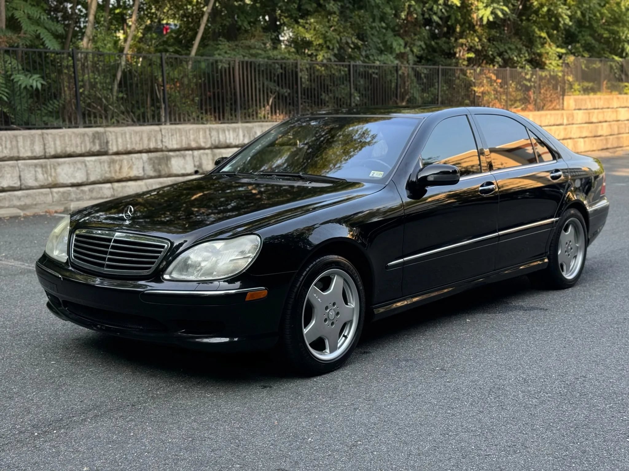 Used 2001 Mercedes-Benz S 55 AMG image 2