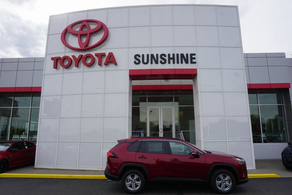 New 2025 Toyota RAV4 XLE