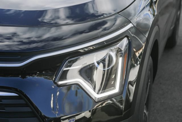 New 2026 Kia Niro EX FWD image 12