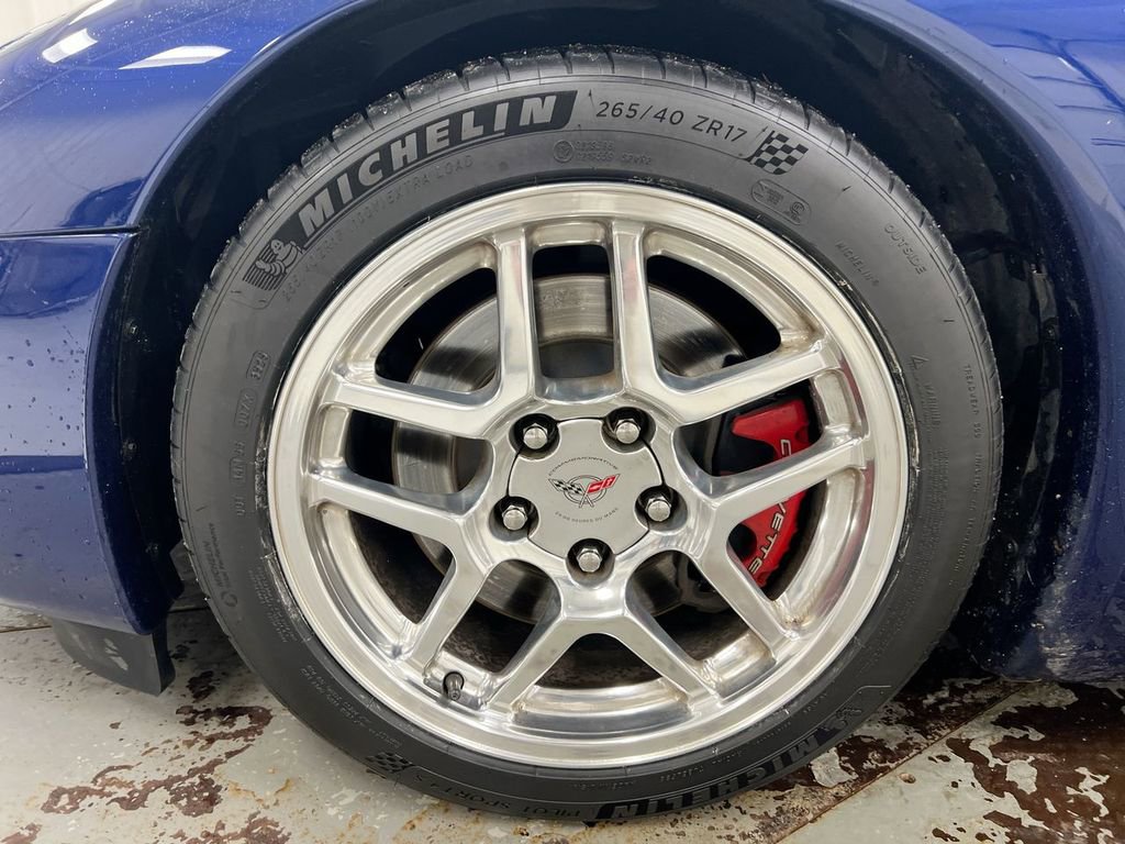 Used 2004 Chevrolet Corvette Z06 w/ Z06 Preferred Equipment Group image 24