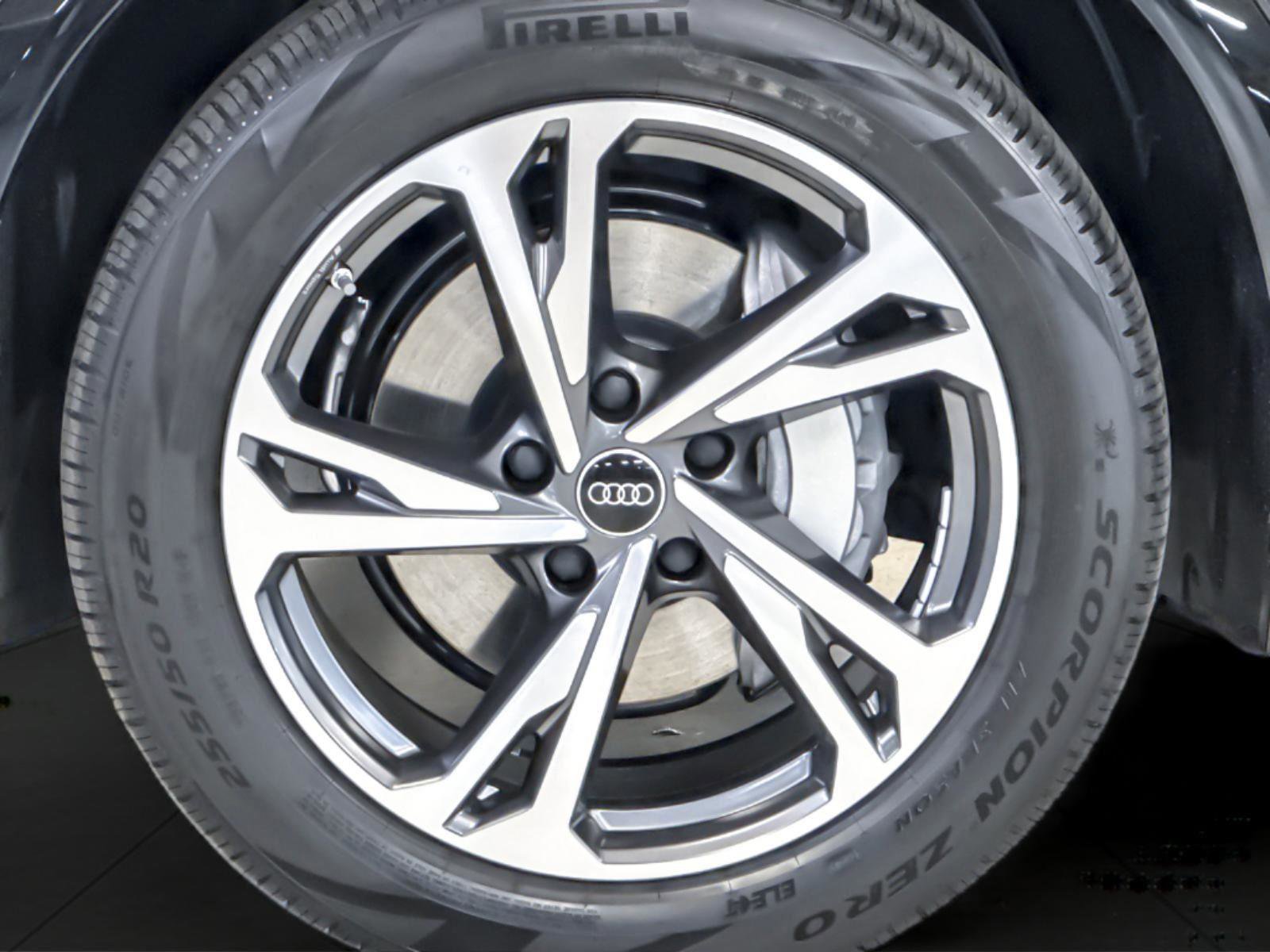 New 2027 Audi Q6 e-tron Premium Plus image 25