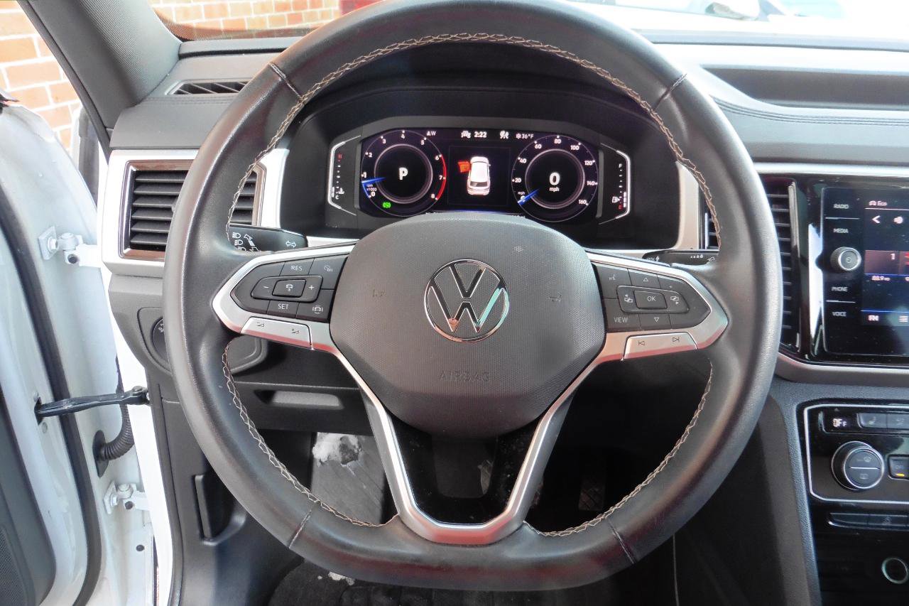 Used 2022 Volkswagen Atlas Cross Sport SE image 6