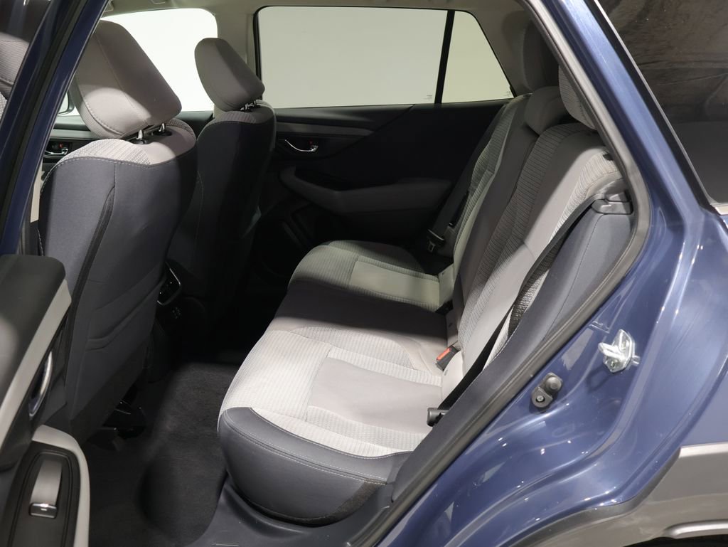 Used 2024 Subaru Outback Premium AWD/4WD image 18