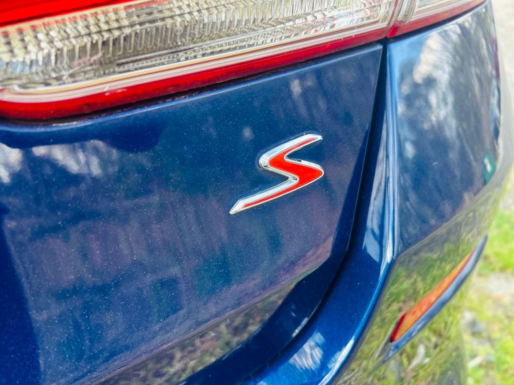 Used 2019 Kia Optima S image 12