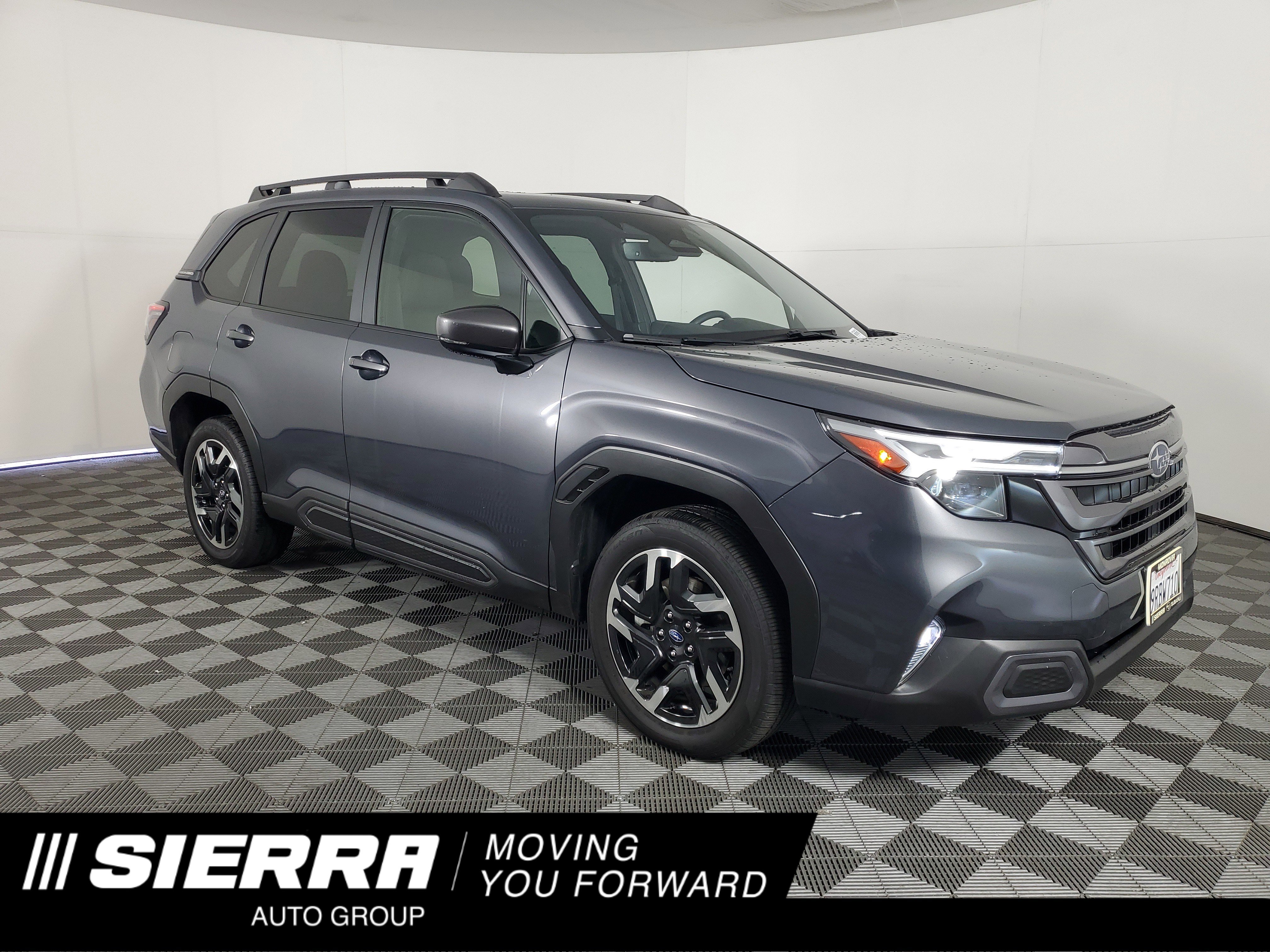 Used 2025 Subaru Forester Limited image 1