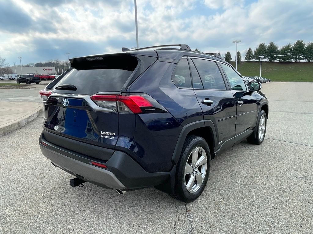 Used 2019 Toyota RAV4 Limited w/ Carpet Mat Package image 3
