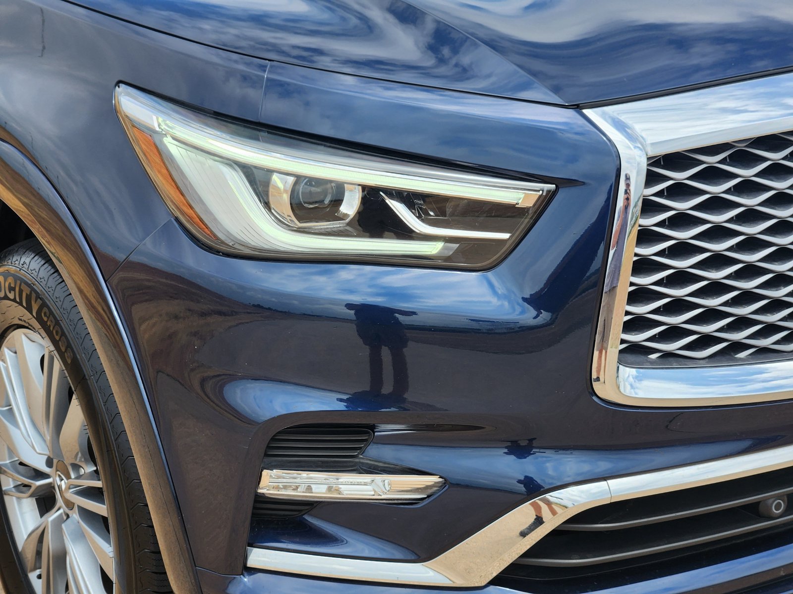 Used 2024 INFINITI QX80 Luxe RWD image 11
