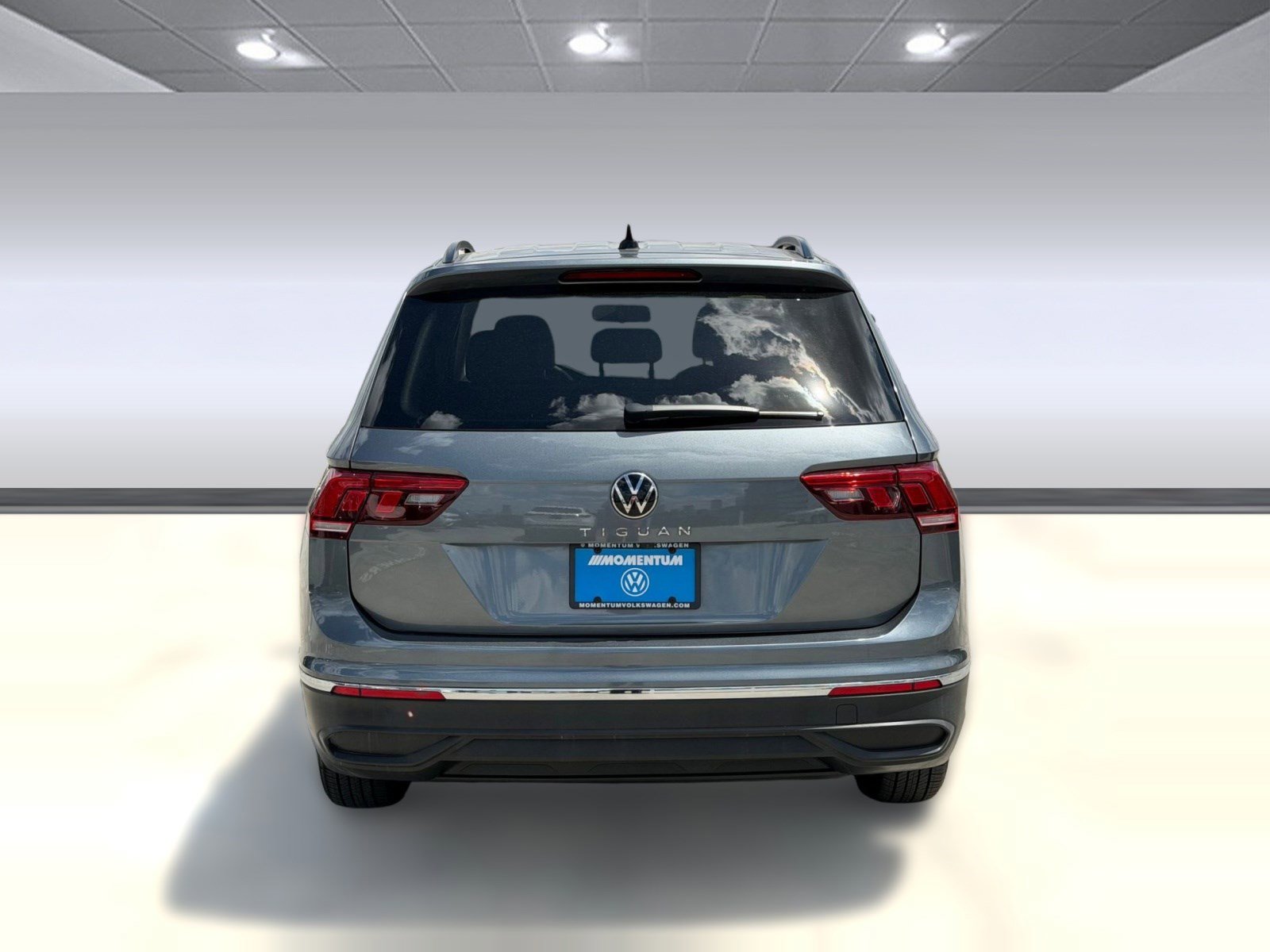 Used 2022 Volkswagen Tiguan S image 10