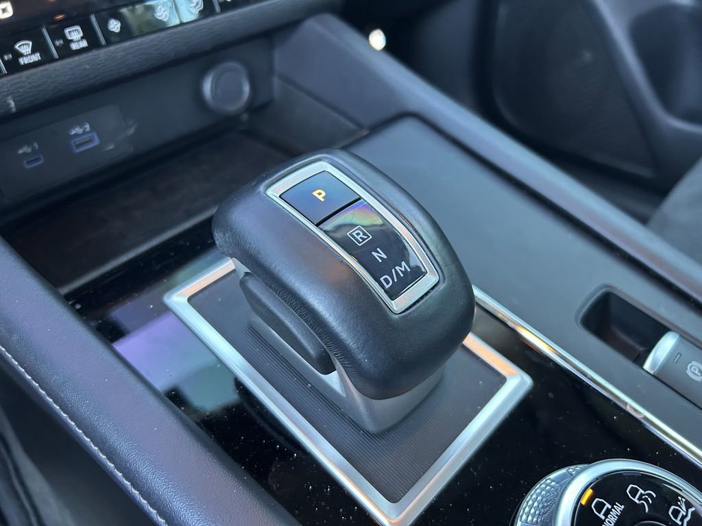 Used 2023 Mitsubishi Outlander SE image 25