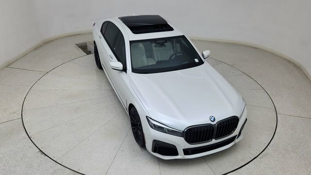 Used 2022 BMW 740i w/ M Sport Package image 79