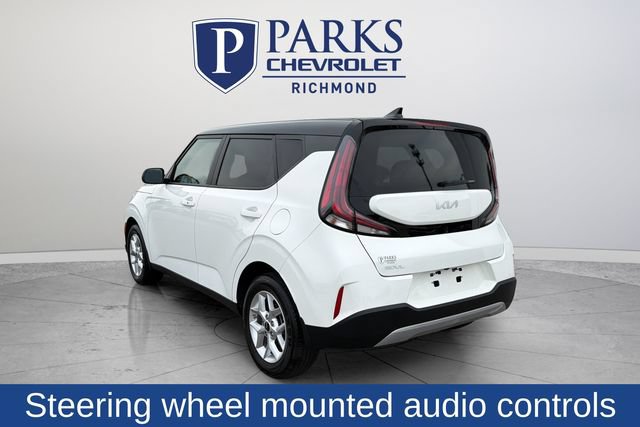 Used 2025 Kia Soul S FWD image 5