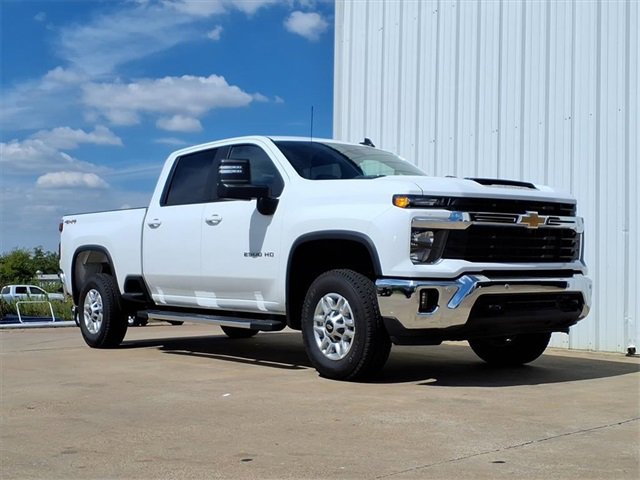 Used 2025 Chevrolet Silverado 2500 LT w/ All Star Edition image 3