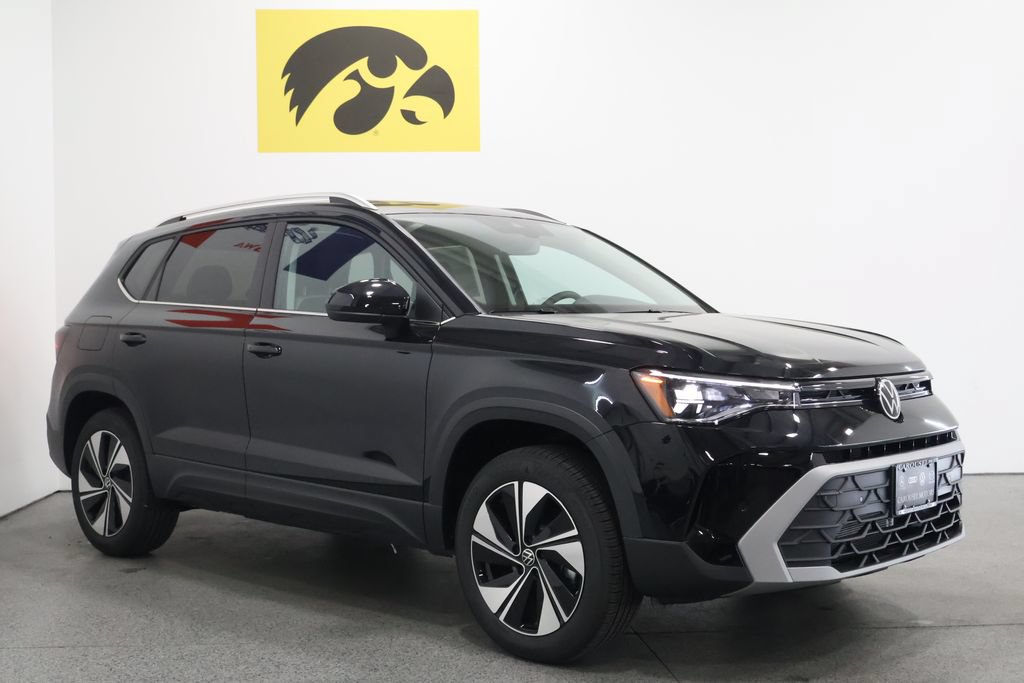 New 2026 Volkswagen Taos SE AWD/4WD image 6