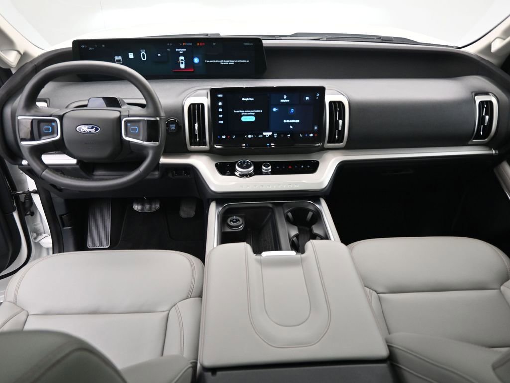 Used 2025 Ford Expedition Max Active image 24