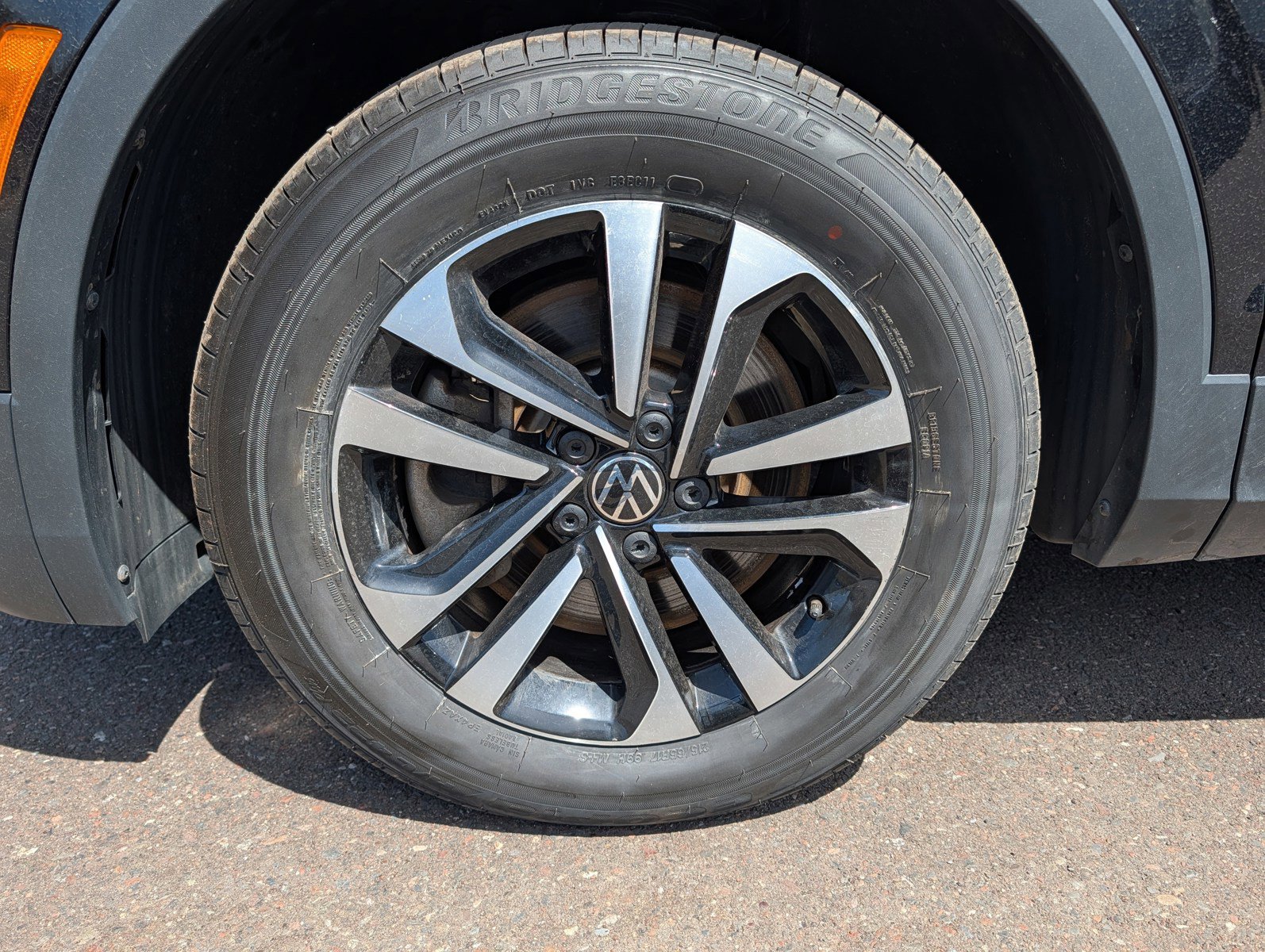 Used 2024 Volkswagen Tiguan S AWD/4WD image 15