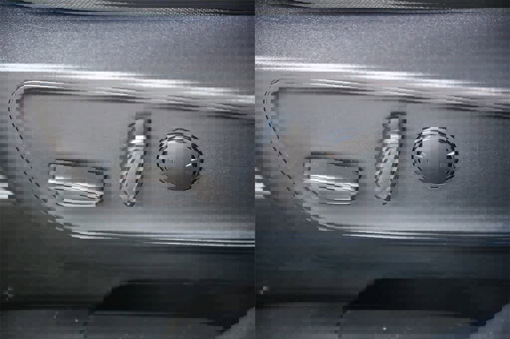 Used 2024 Ford Escape ST-Line w/ Cold Weather Package image 22