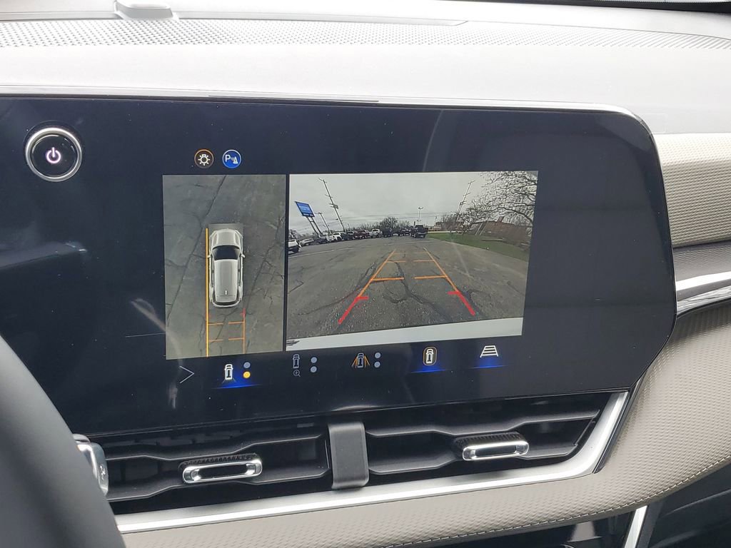 New 2026 Chevrolet Equinox LT image 23