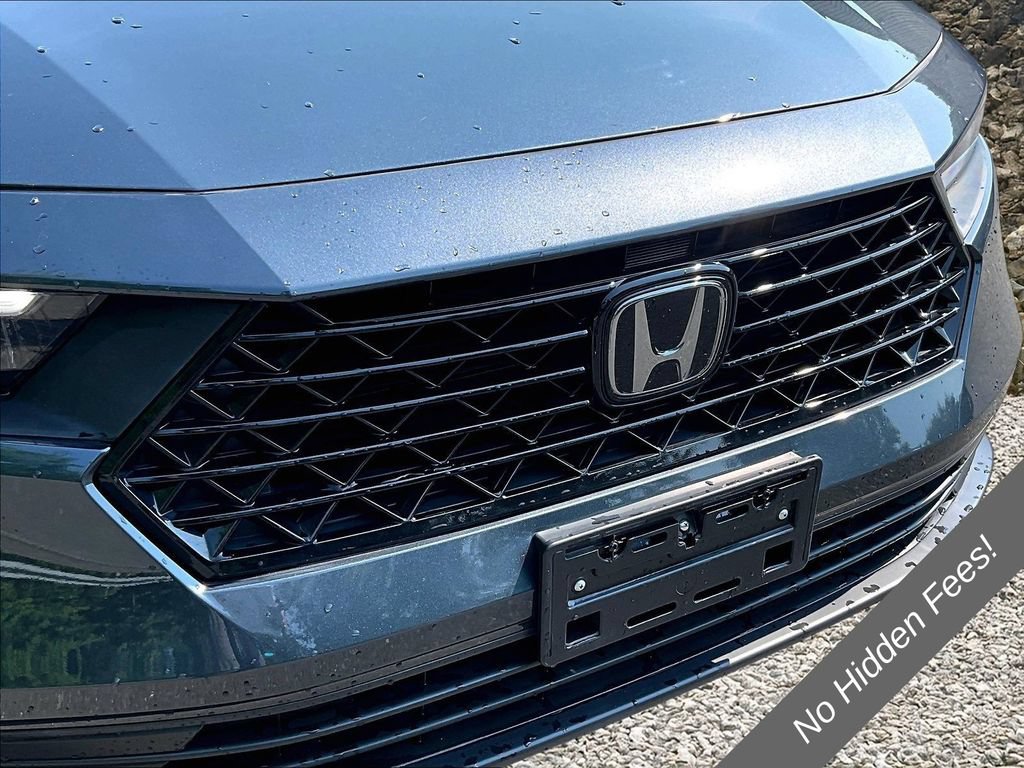 Used 2025 Honda Accord SE image 19