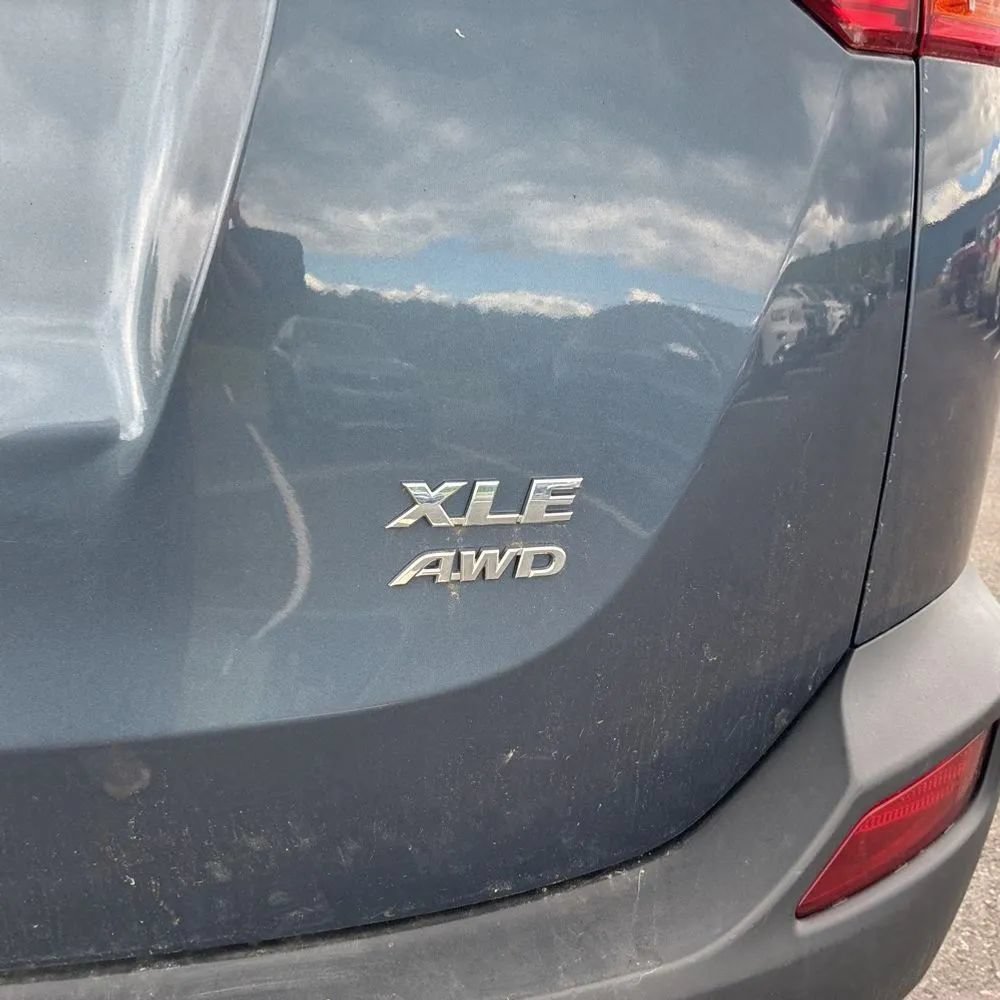 Used 2014 Toyota RAV4 XLE AWD/4WD image 21