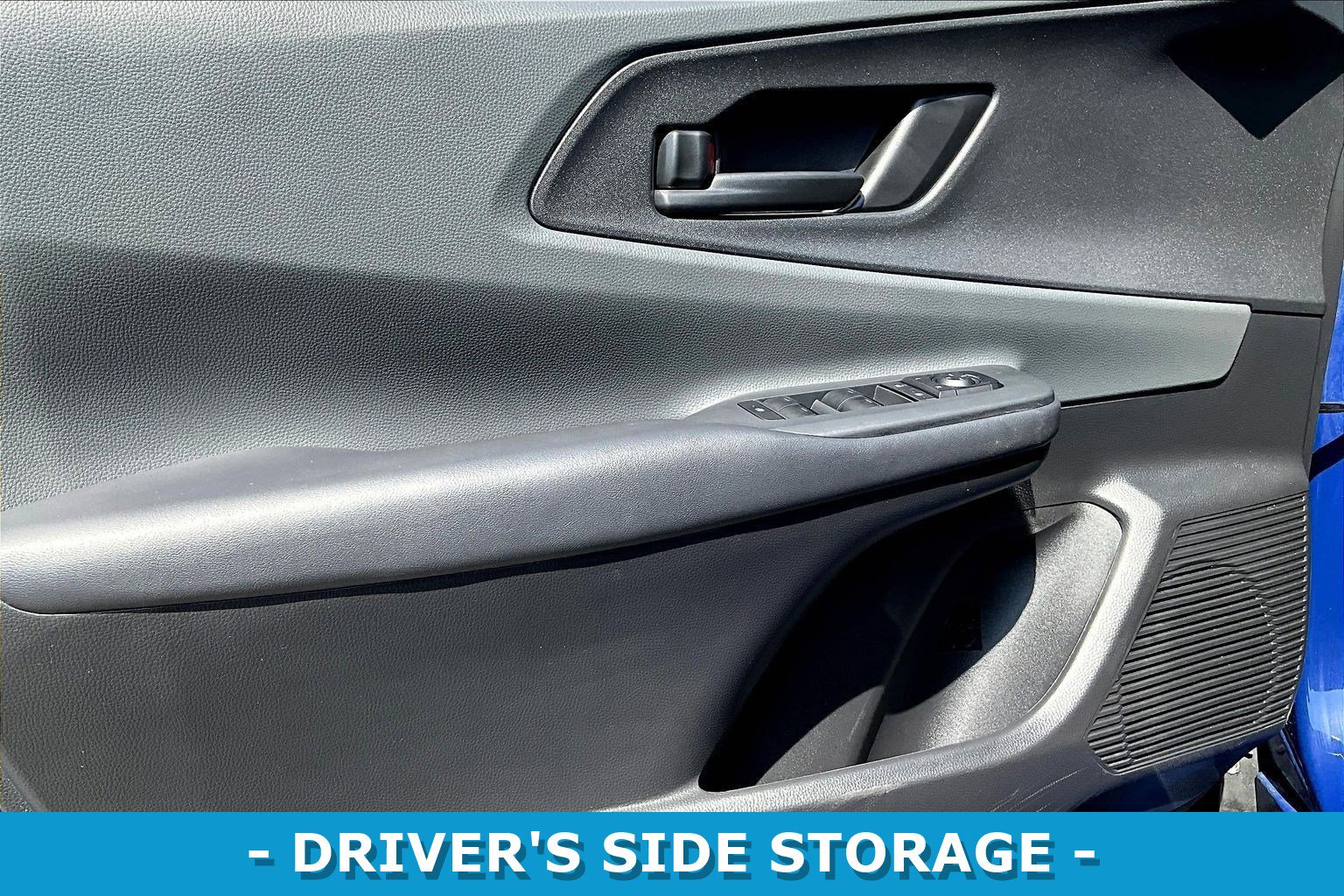 Used 2025 Toyota Prius LE FWD image 20