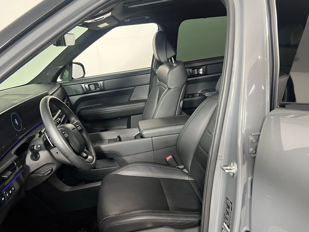 Used 2024 Hyundai Santa Fe Calligraphy image 20