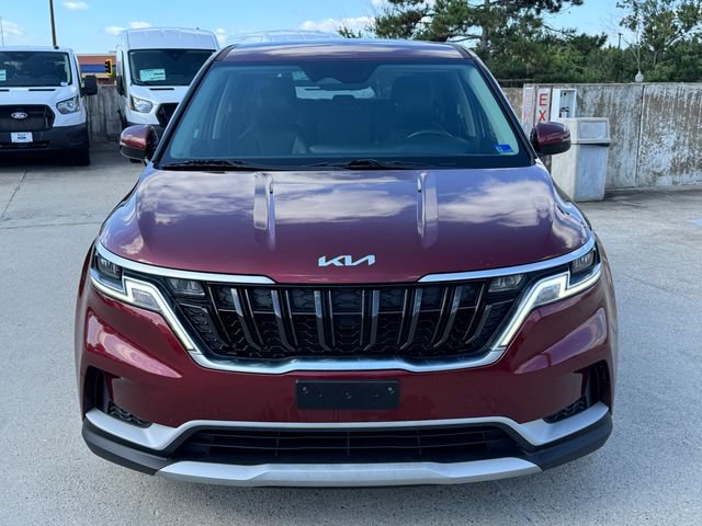 Used 2022 Kia Carnival LX FWD image 2