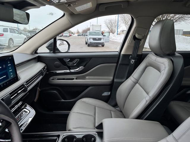 New 2026 Lincoln Corsair Premiere image 21