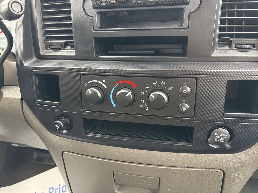 Used 2008 Dodge Ram 1500 Truck ST image 25