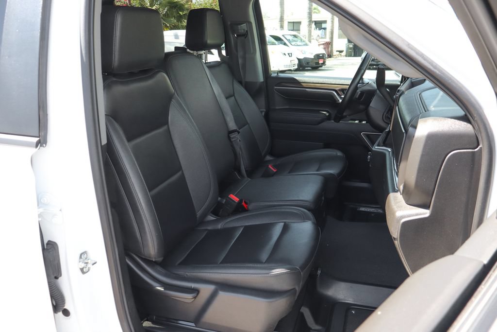 Used 2025 Chevrolet Silverado 1500 LT w/ Leather Package AWD/4WD image 44
