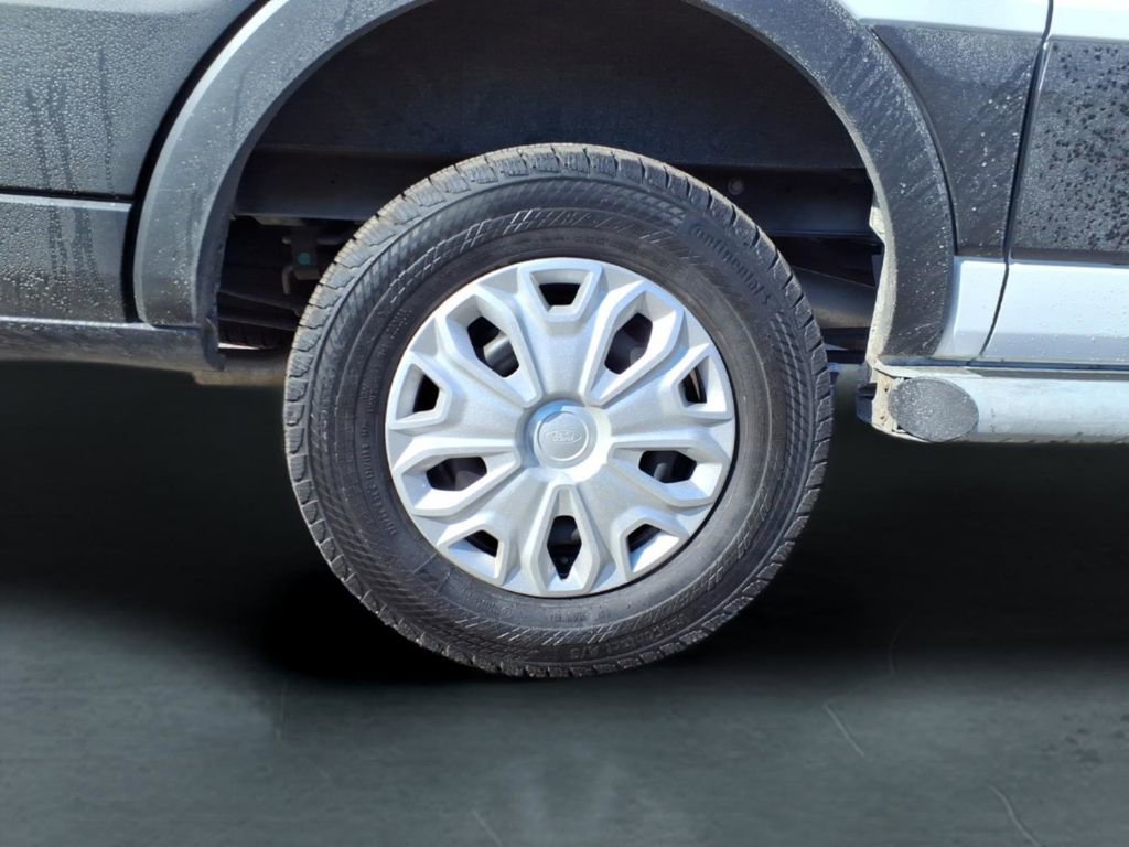 Used 2024 Ford Transit 250 Low Roof w/ Exterior Upgrade Package image 10