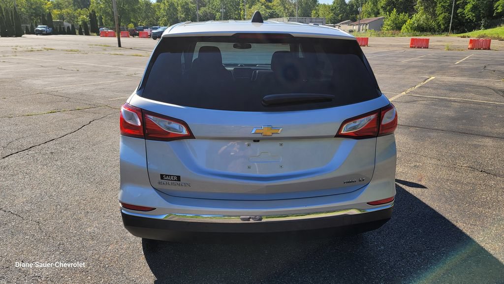 Used 2018 Chevrolet Equinox LT AWD/4WD image 10