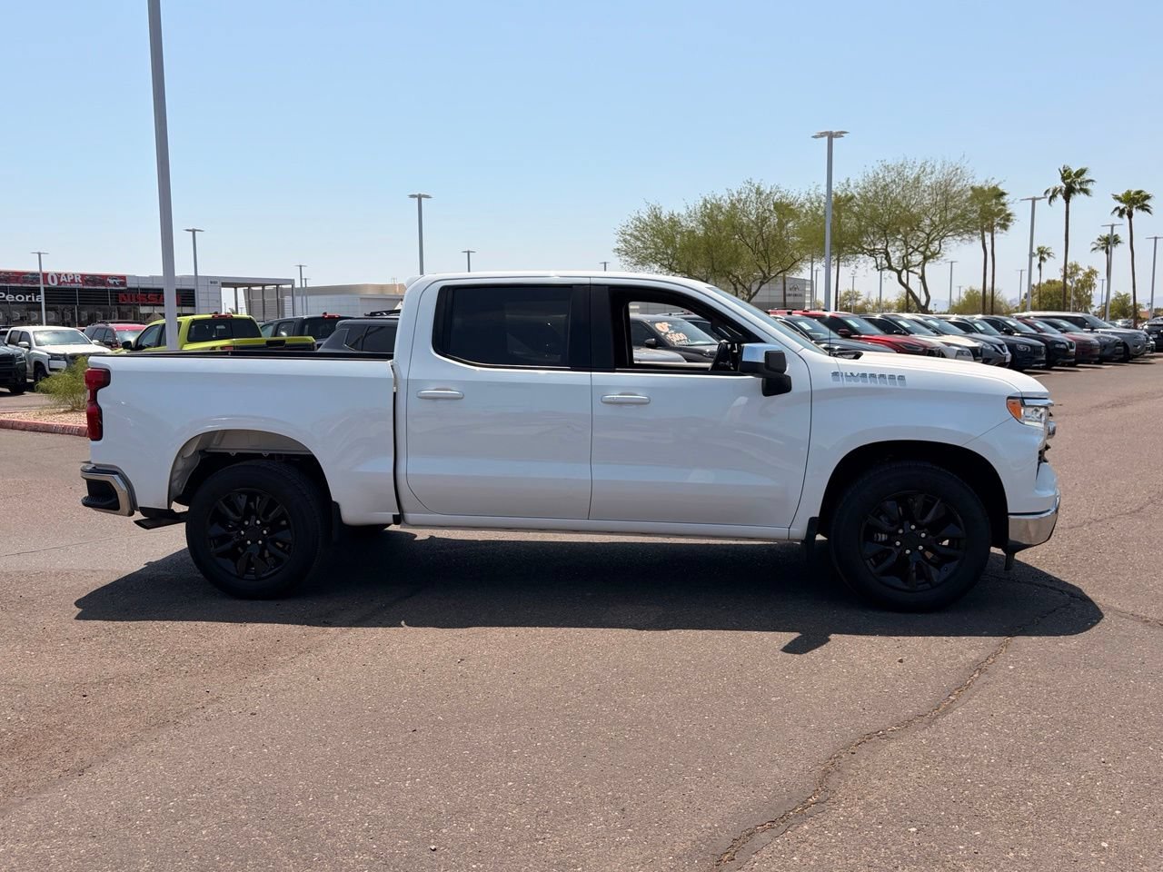 Used 2022 Chevrolet Silverado 1500 LT RWD image 30