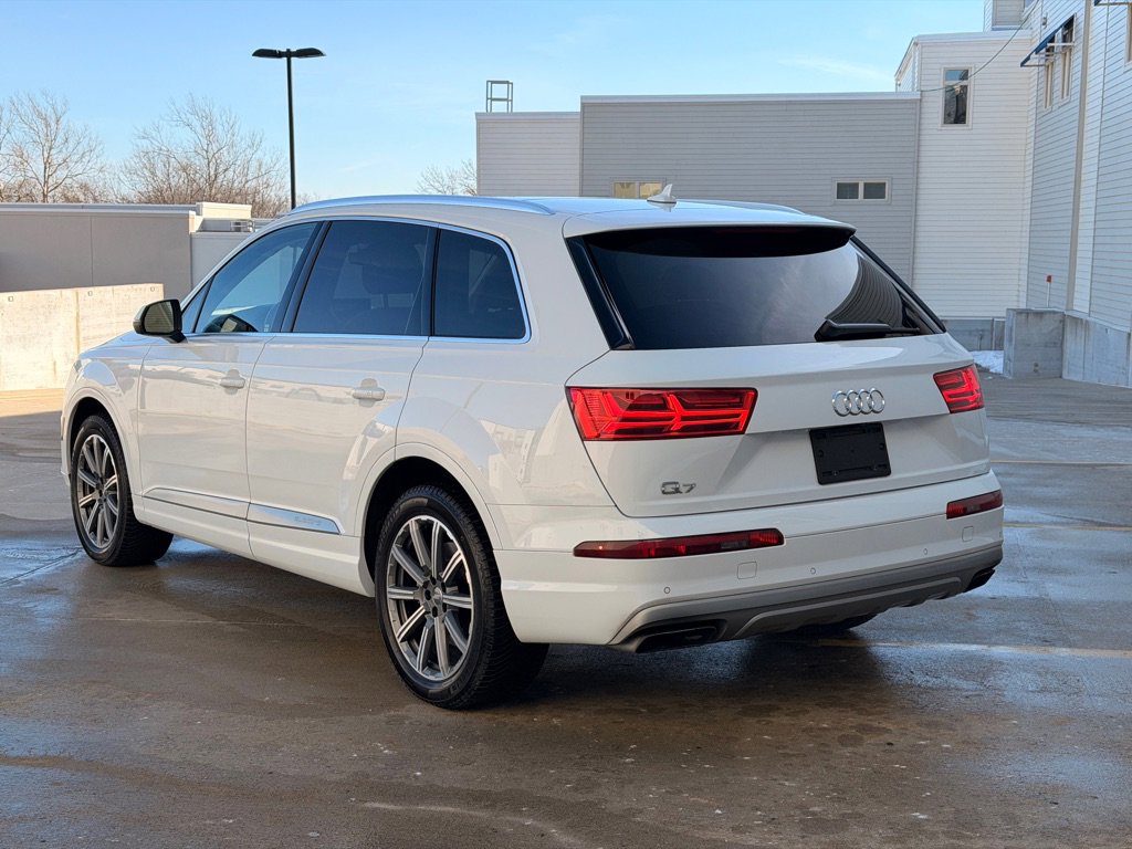 Used 2019 Audi Q7 3.0T Premium Plus AWD/4WD image 5