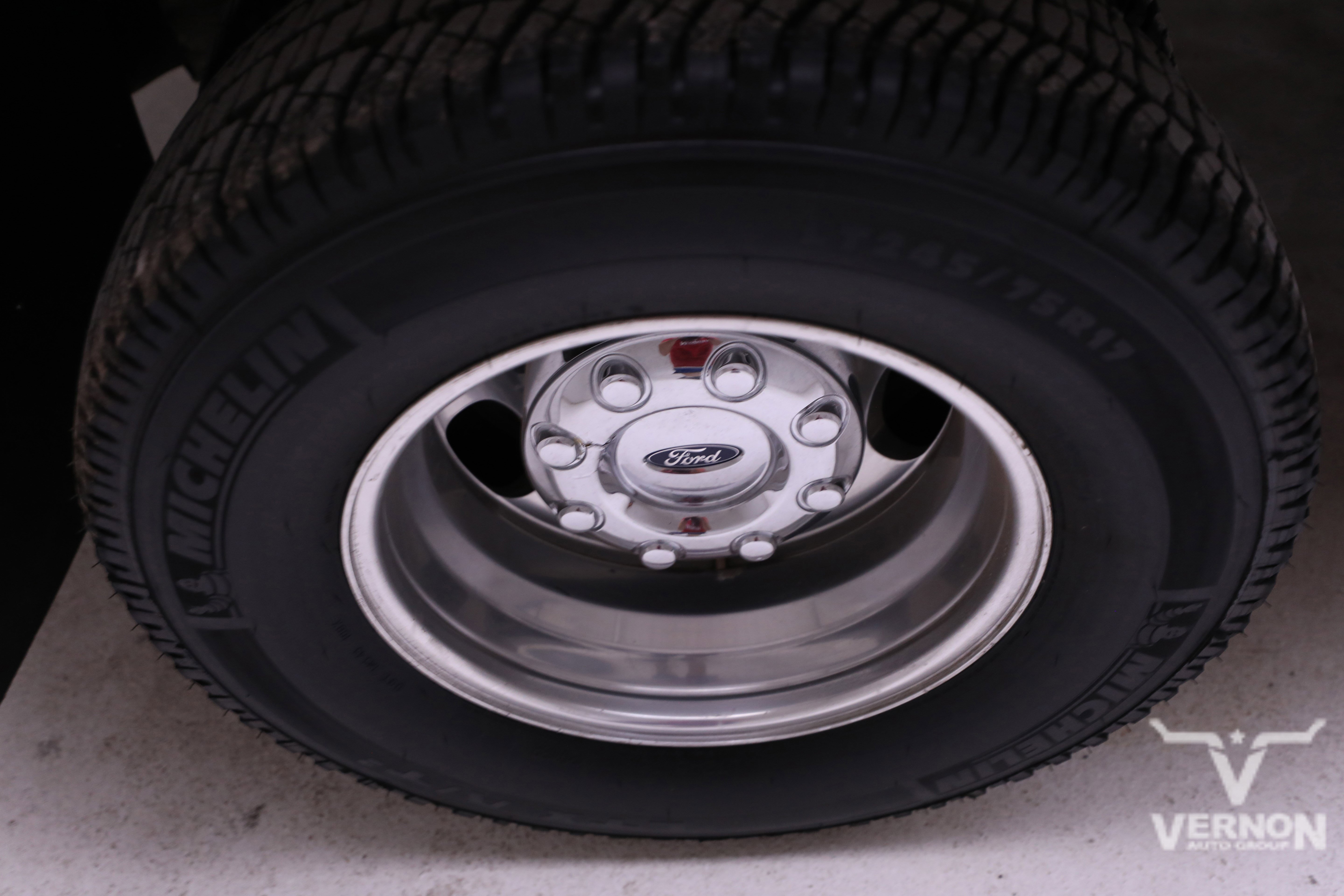 Used 2019 Ford F350 Lariat w/ Lariat Ultimate Package image 32