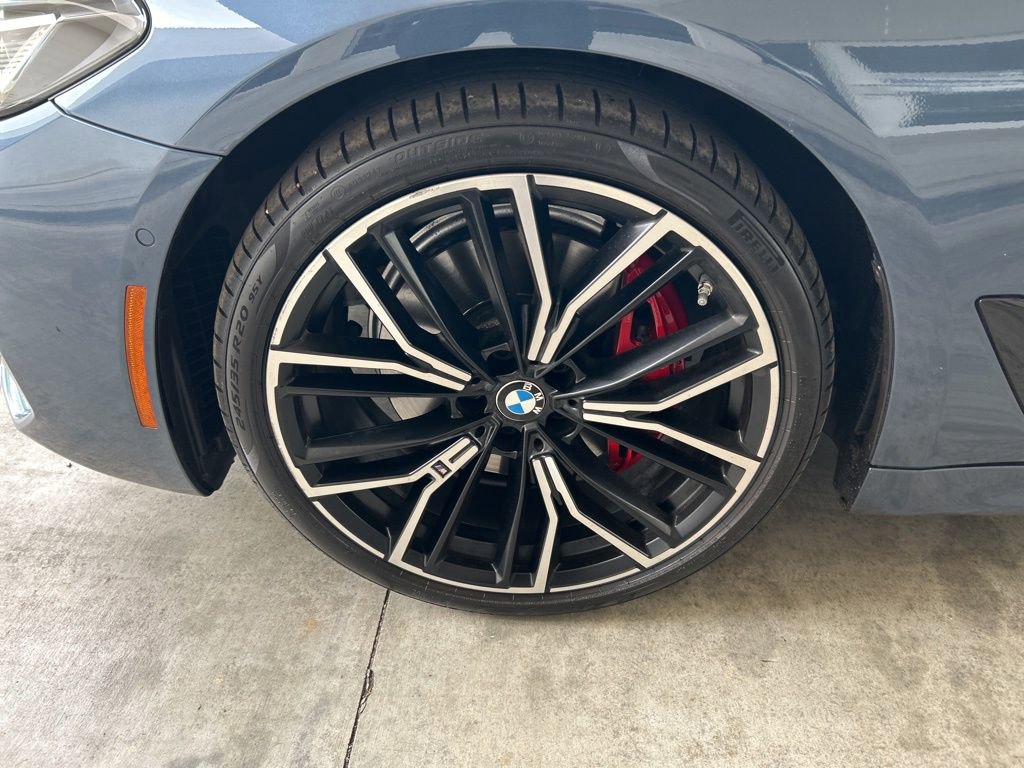 Used 2023 BMW 530i w/ M Sport Package image 15