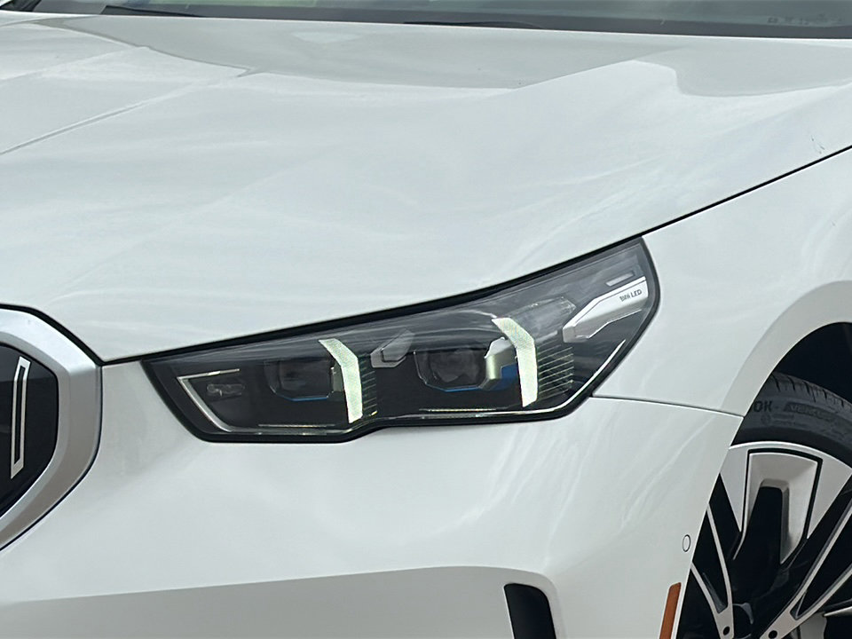 New 2026 BMW 530i w/ Premium Package RWD image 4